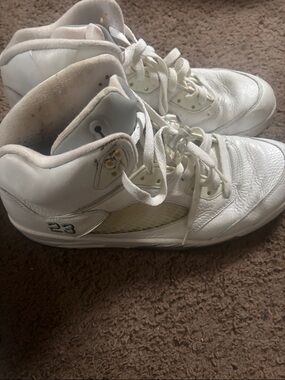 Men’s White Basketball Sneakers - Youth High-Top Athletic Shoes